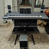 Tastiera arranger Yamaha tyros 5