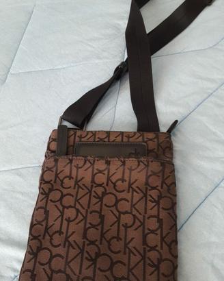 BORSA TRACOLLA CALVIN KLEIN