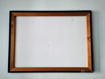 Cornice in legno con telaio