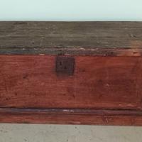 Cassapanca antica in legno, Veneto