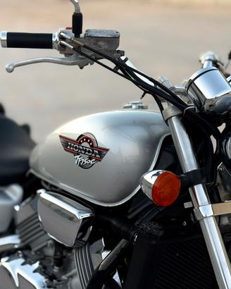 Honda Vf750c
