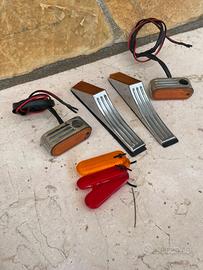 Frecce anteriori e posteriori per Harley + vetrini