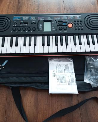 pianola Casio SA-76