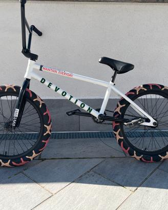 Bmx cult devotion