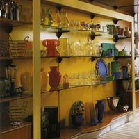 Arredamento per Negozio Vetrine Scaffali e Bancone