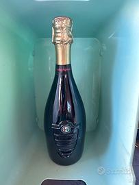 Bottiglia vino Alfa Romeo epoca