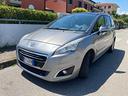 peugeot-5008-2-0-hdi-150cv-business