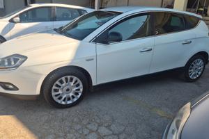 Lancia Delta 1.6 MJT DPF Oro