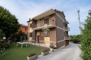 BIFAMILIARE A GIULIANOVA