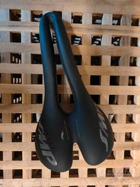 Sella SMP Well

   semi  nuova 