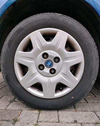 GOMME AUTO