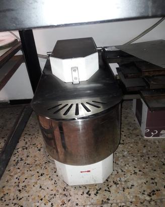 attrezzature per pizzeria 