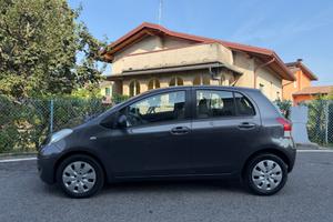 Toyota Yaris 1.3 5 porte Sol