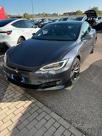 Tesla Model S Performance Ludicrous Mode
