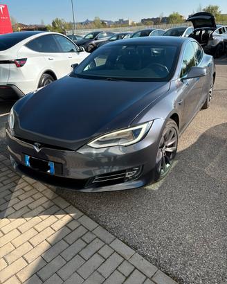 Tesla Model S Performance Ludicrous Mode
