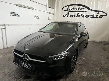 Mercedes-Benz Classe A A 180 d auto TUA DA 33...