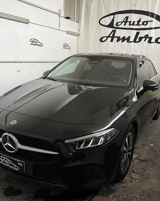 Mercedes-Benz Classe A A 180 d auto TUA DA 33...