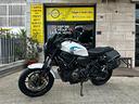 yamaha-xsr-700-2022