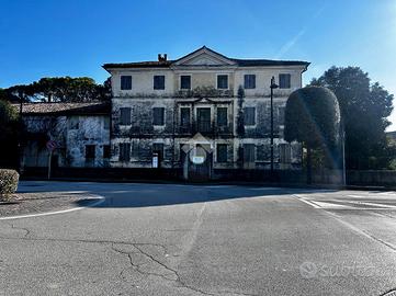 CASA INDIPENDENTE A CHIONS