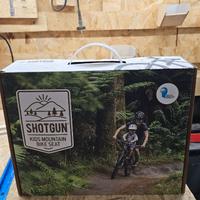 Seggiolino shot gun con supporto manubrio