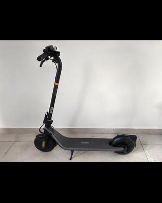 Monopattino ninebot