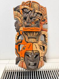 Maschera intagliata in legno Messico Maya