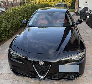 Alfa Romeo Giulia 2.2 180cv super