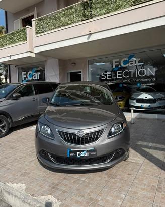 Lancia Ypsilon 1.0 FireFly 5 porte S&S Hybrid Silv