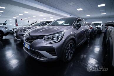 Renault Captur 1.6 E-Tech hybrid RS Line 145c...