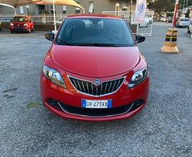 Lancia Ypsilon 1.0 FireFly 5 porte S&S Hybrid Silv