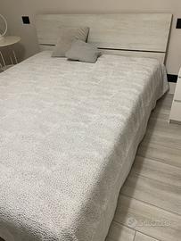 Letto matrimoniale + materasso