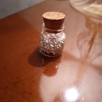 Bottiglietta con argento puro