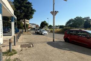 NEGOZIO A MELITO DI NAPOLI