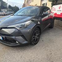 TOYOTA C-HR 1.8 Hybrid E-CVT Lounge