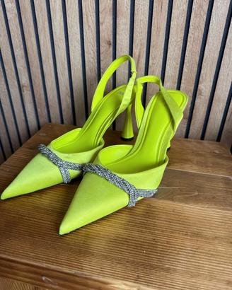 Sandali verdi fluorescenti nuovissimi