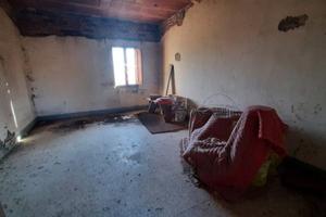 Rustico / Casale di 205 m² con 4 locali a Montevar