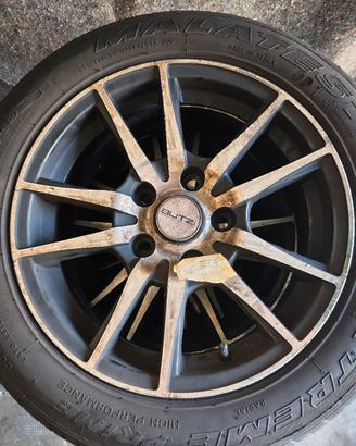 185/60 R15 + cerchi 
