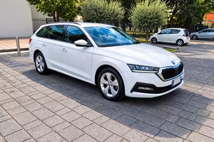 SKODA Octavia 4ª serie 2.0 TDI EVO SCR DSG Wagon 