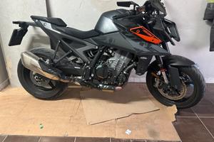Ktm 990 2025