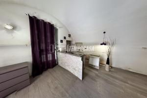 SOLUZIONE SEMI INDIPENDENTE CON DOPPIA CANTINA