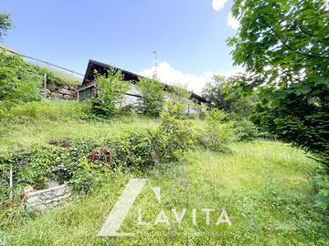 Casa con terreno a Roveré della Luna