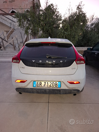 Volvo v 40 d3 motore da rivedere