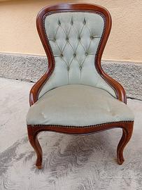 Poltroncina stile Luigi Filippo in legno e tessuto