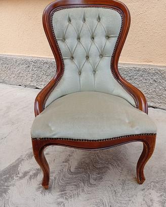 Poltroncina stile Luigi Filippo in legno e tessuto