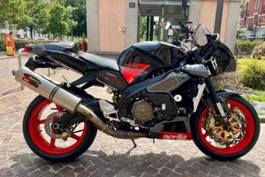 Aprilia rsv 1000 r tuono v2 old