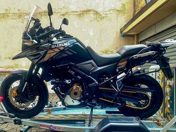 Moto Suzuki V-Strom 1050 XT
