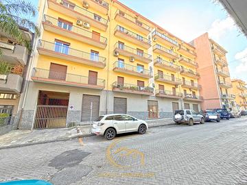 Primo piano appartamento ampio a Giarre