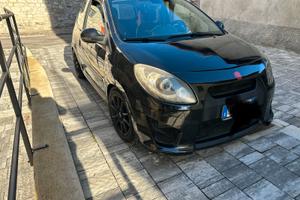 Twingo  16V GT neopatentati
