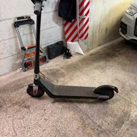 Monopattino Fantic 2wd 500W