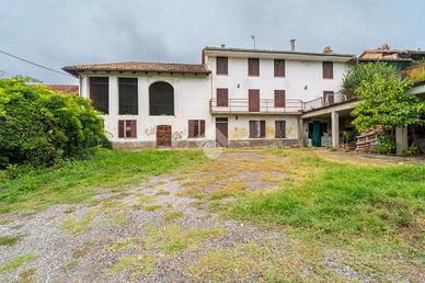 CASA SEMINDIPENDENTE A COSTIGLIOLE D'ASTI